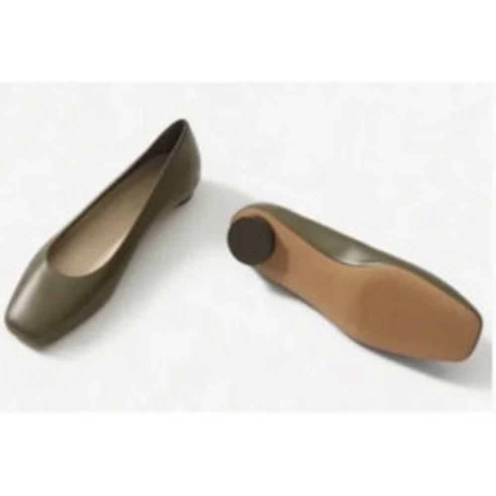 Everlane The 90's Flat Olive Italian Handcrafted Calfskin Size 9